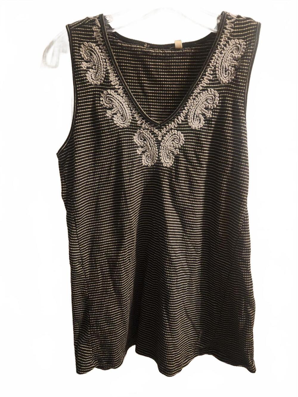 Soft Surroundings Embroidered Striped TankTop Womens Size Medium Great condition